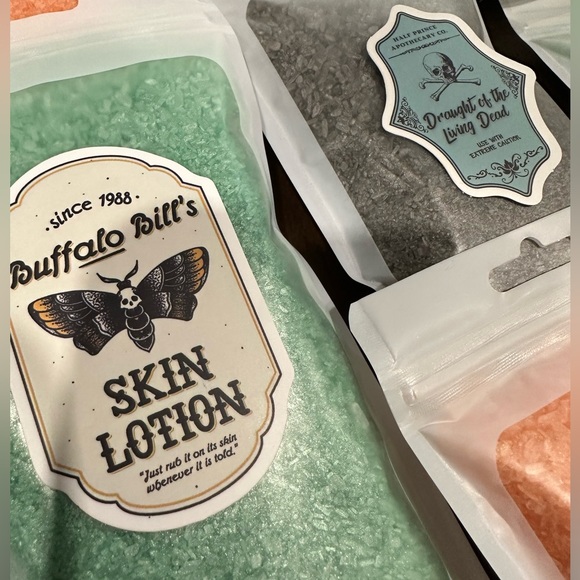 Halloween bath salts - Picture 3 of 4